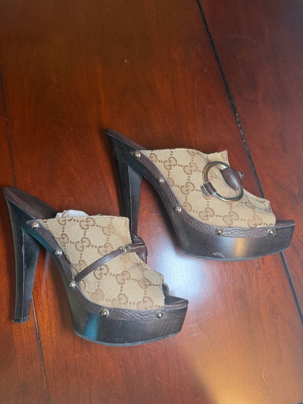 Gucci Signature Horsebit clogs - Picture 9 of 15